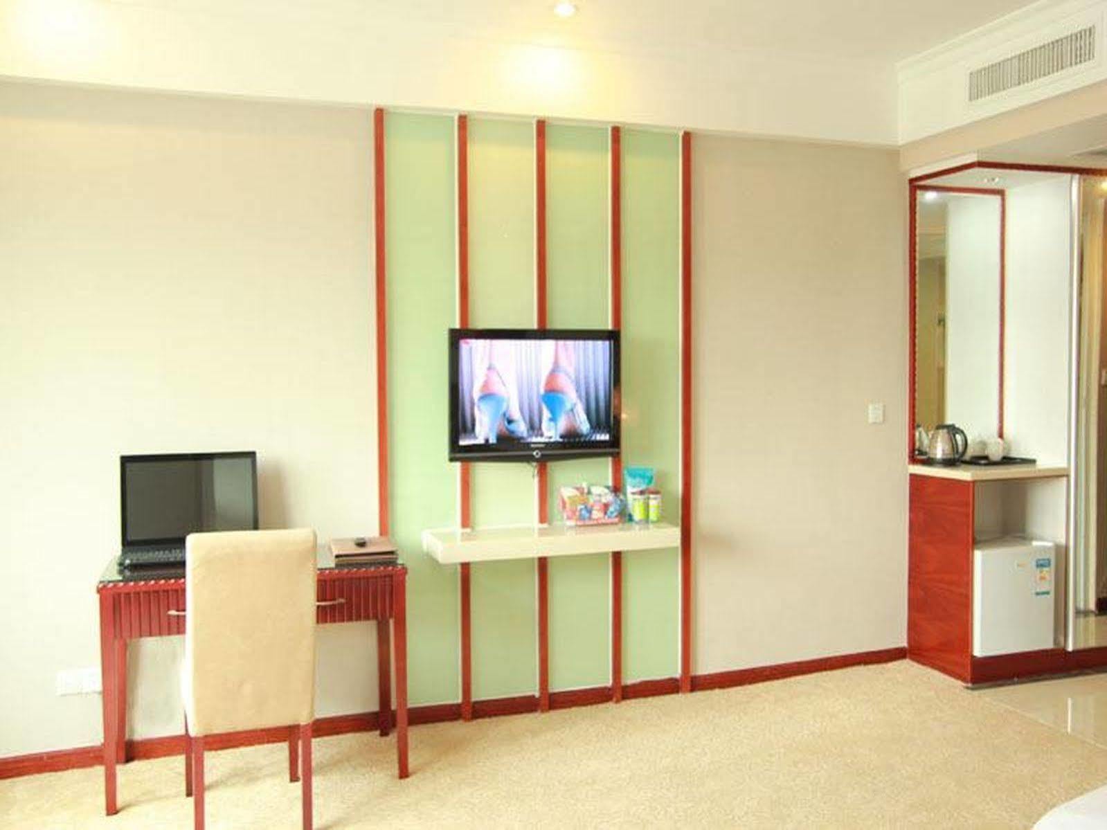 Guangzhou Yuncheng Hotel Esterno foto